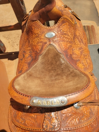 Tack ID: 568535 15 Handmade Custom California Poppy Saddle - PhotoID: 153111 - Expires 18-Aug-2024 Days Left: 22