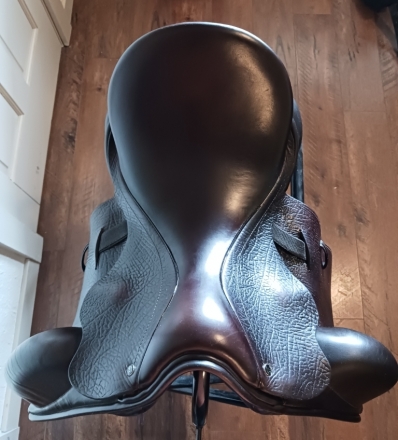 Tack ID: 568616 BEAUTIFUL 2019 County Epiphany Dark Brown Dressage - PhotoID: 153235 - Expires 13-Sep-2024 Days Left: 6