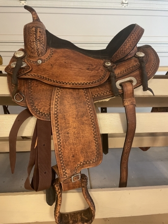 Tack ID: 568753 NEW Hilason Western Saddle 17 inch - PhotoID: 153421 - Expires 08-Oct-2024 Days Left: 22