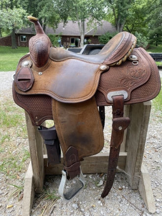 Tack ID: 568761 Martin Barrel Saddle - PhotoID: 153439 - Expires 08-Oct-2024 Days Left: 31