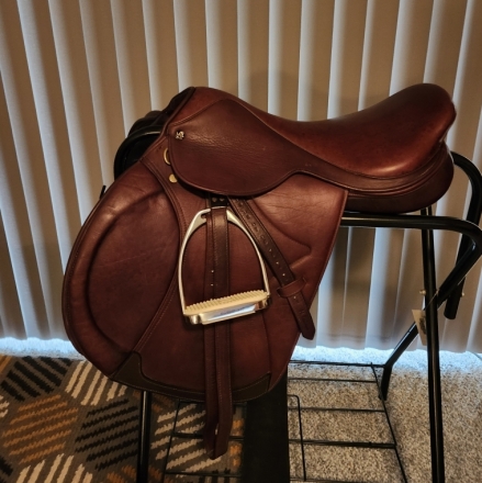 Tack ID: 568790 M. Toulouse Hunt Saddle - Premia - 17.5 inches extra wide - PhotoID: 153494 - Expires 15-Oct-2024 Days Left: 38