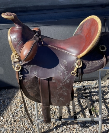 Tack ID: 568826 JJ Maxwell Plantation 16 inch Hope Saddle - PhotoID: 153561 - Expires 26-Oct-2024 Days Left: 4