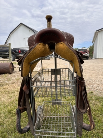 Tack ID: 568843 Billy Cook barrel saddle - PhotoID: 153584 - Expires 30-Oct-2024 Days Left: 41