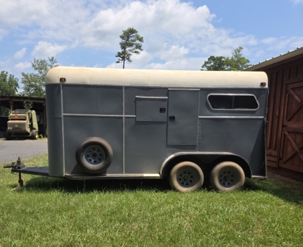 Tack ID: 568894 2 Horse Bumper Pull Horse Trailer - PhotoID: 153641 - Expires 16-Nov-2024 Days Left: 61