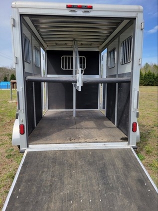 Tack ID: 568901 2011 Eclipse 2 Horse BP straight load horse trailer - PhotoID: 153635 - Expires 14-Nov-2024 Days Left: 27