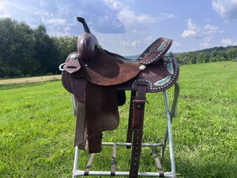 Tack ID: 568910 Double J Pozzi Pro Barrel Saddle - PhotoID: 153637 - Expires 16-Nov-2024 Days Left: 57