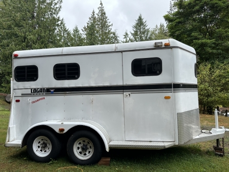 Tack ID: 568912 Logan Champion Horse Trailer - PhotoID: 153658 - Expires 16-Nov-2024 Days Left: 25