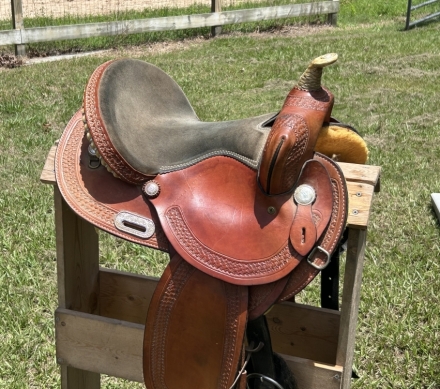 Tack ID: 568923 Dakota Barrell Saddle 14 - PhotoID: 153684 - Expires 20-Nov-2024 Days Left: 29