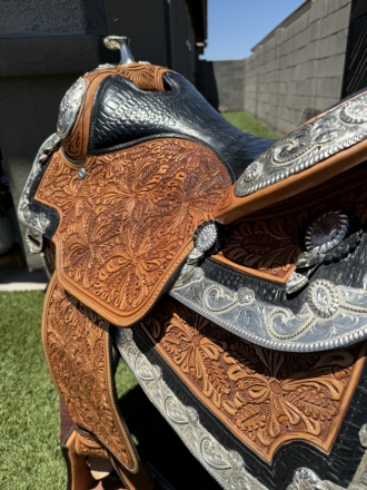 Tack ID: 568928 16” Dale Chavez Western Show Saddle (PACKAGE DEAL!) - PhotoID: 153692 - Expires 22-Nov-2024 Days Left: 31