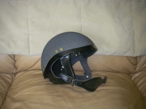 Tack ID: 568964 Equestrian Safety Vest and Helmet for sale - PhotoID: 153740 - Expires 01-Dec-2024 Days Left: 74