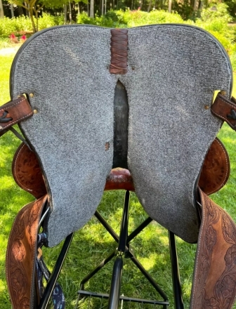 Tack ID: 568972 15” Marlene McRae Special Effx Barrel Saddle - PhotoID: 153751 - Expires 02-Dec-2024 Days Left: 77