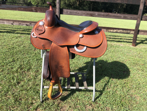 Tack ID: 569076 Kyle Tack Reining Saddle - PhotoID: 153888 - Expires 03-Jan-2025 Days Left: 73