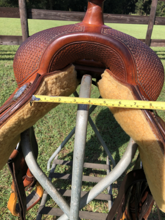 Tack ID: 569076 Kyle Tack Reining Saddle - PhotoID: 153891 - Expires 03-Jan-2025 Days Left: 73