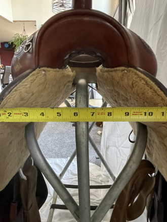 Tack ID: 569163 15.5 L Birkhead Custom Saddle $1,500 obo - PhotoID: 153990 - Expires 31-Jan-2025 Days Left: 40