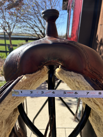 Tack ID: 569202 Chris Cox Cutting Saddle by Gene Bader - 15” - PhotoID: 154036 - Expires 11-Feb-2025 Days Left: 84