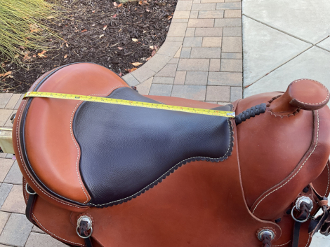 Tack ID: 569226 Rare Sam Huston Custom Saddle - PhotoID: 154065 - Expires 23-Feb-2025 Days Left: 81