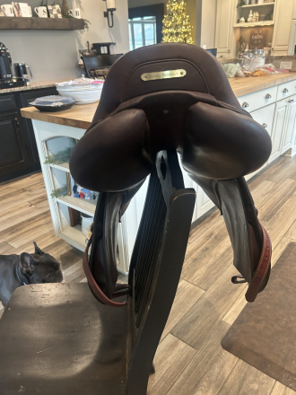 Tack ID: 569248 CWD Semi deep seat saddle - PhotoID: 154101 - Expires 08-Mar-2025 Days Left: 72