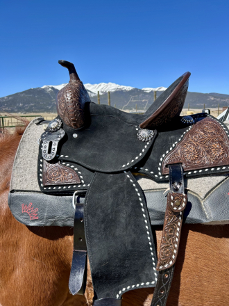 Tack ID: 569520 14.5 inch Barrel Racing Saddle - PhotoID: 154422 - Expires 29-Jun-2025 Days Left: 69