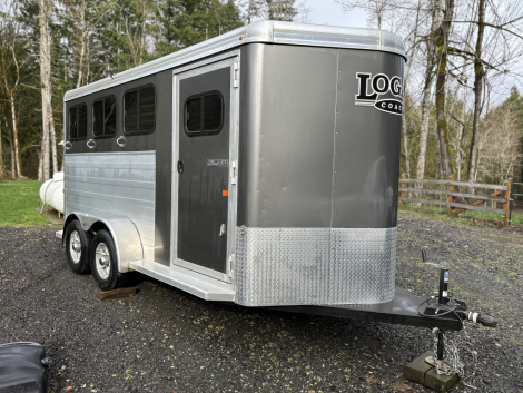 Tack ID: 569555 Logan Coach 3 horse slant - PhotoID: 154507 - Expires 11-Jul-2025 Days Left: 87